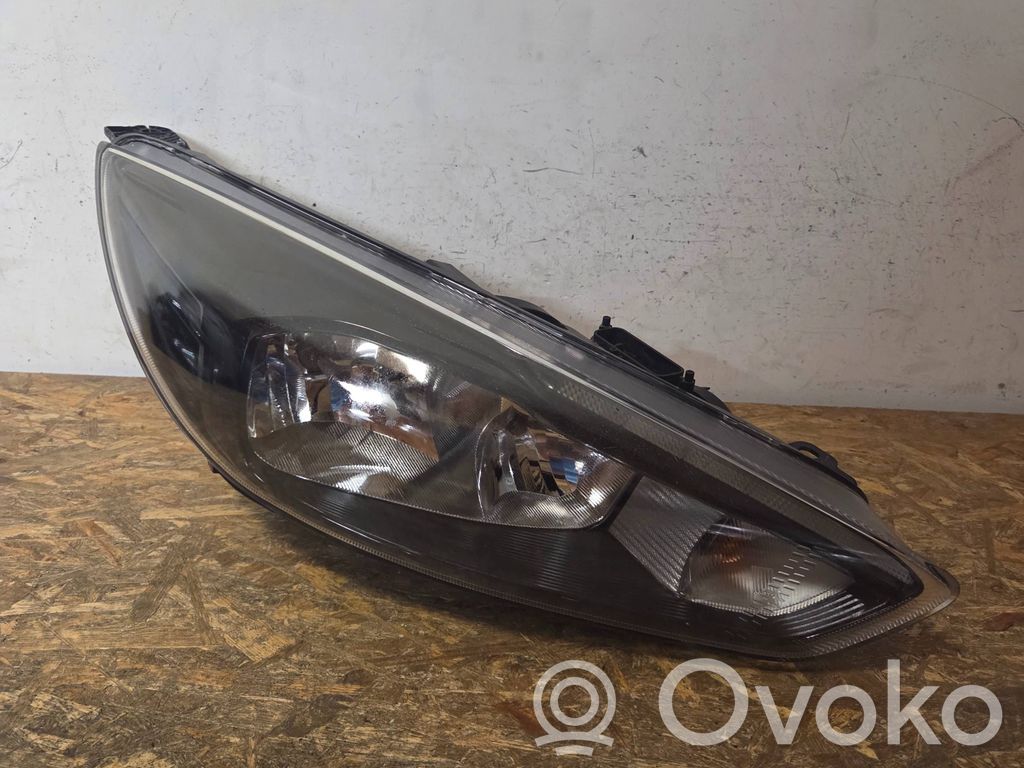 Ford Focus Headlight/headlamp 