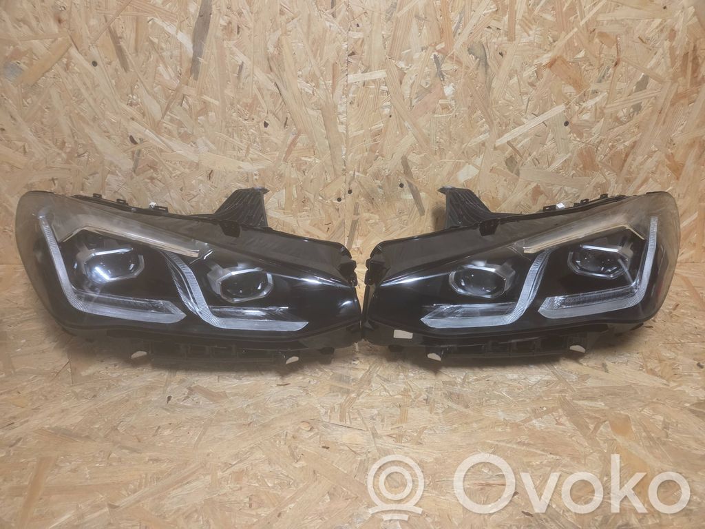 BMW 2 Active Tourer U06 Headlight/headlamp 
