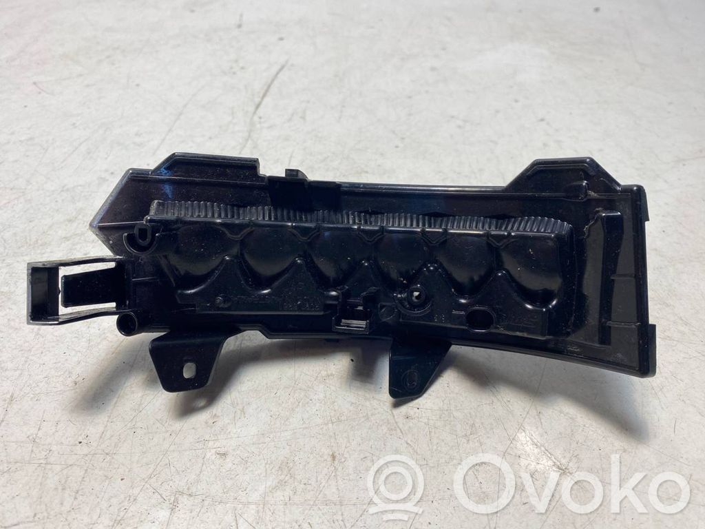 Jaguar F-Pace Mirror indicator light 