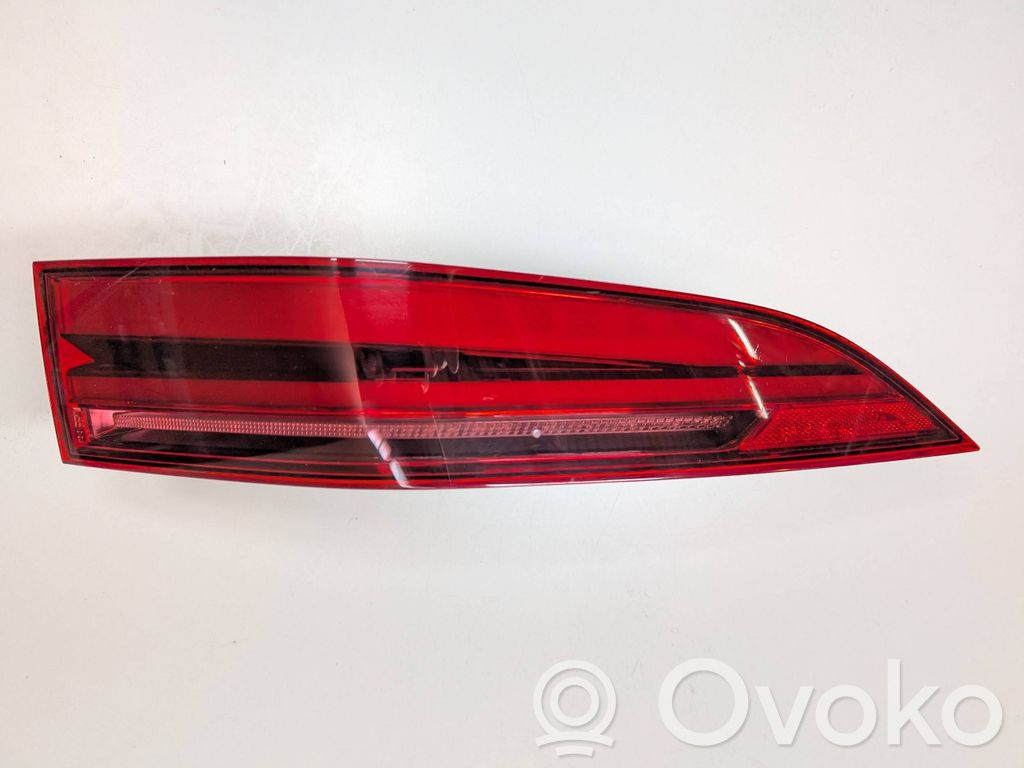 Jaguar E-Pace Rear/tail lights 