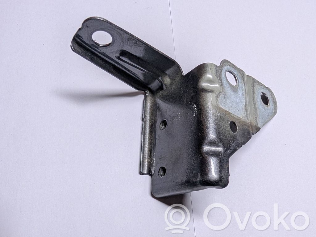 Jaguar E-Pace Headlight/headlamp mounting bracket 