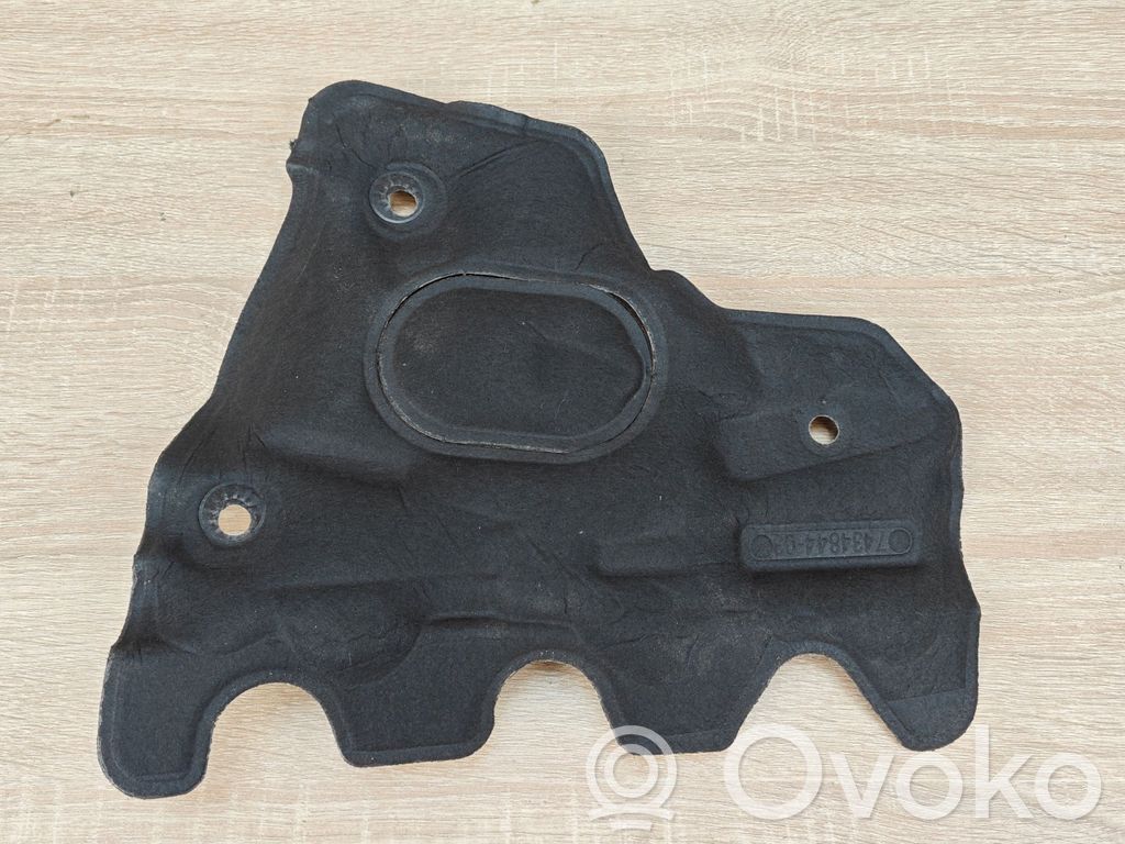 BMW 4 G22 G23 G24 G26 Capac protecție motor 
