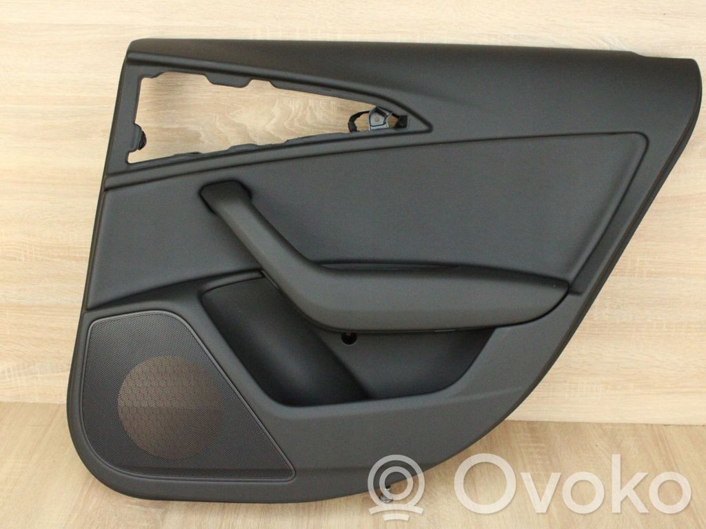 Audi A6 S6 C7 4G Rivestimento del pannello della portiera posteriore 