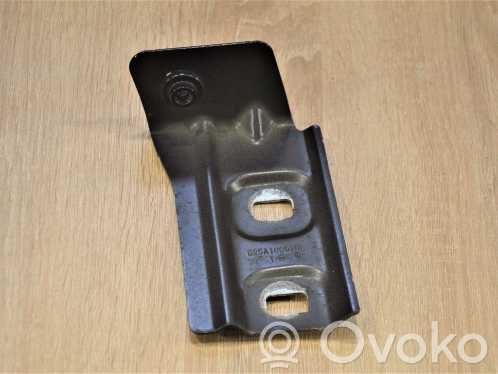 Renault Laguna III Fender mounting bracket 