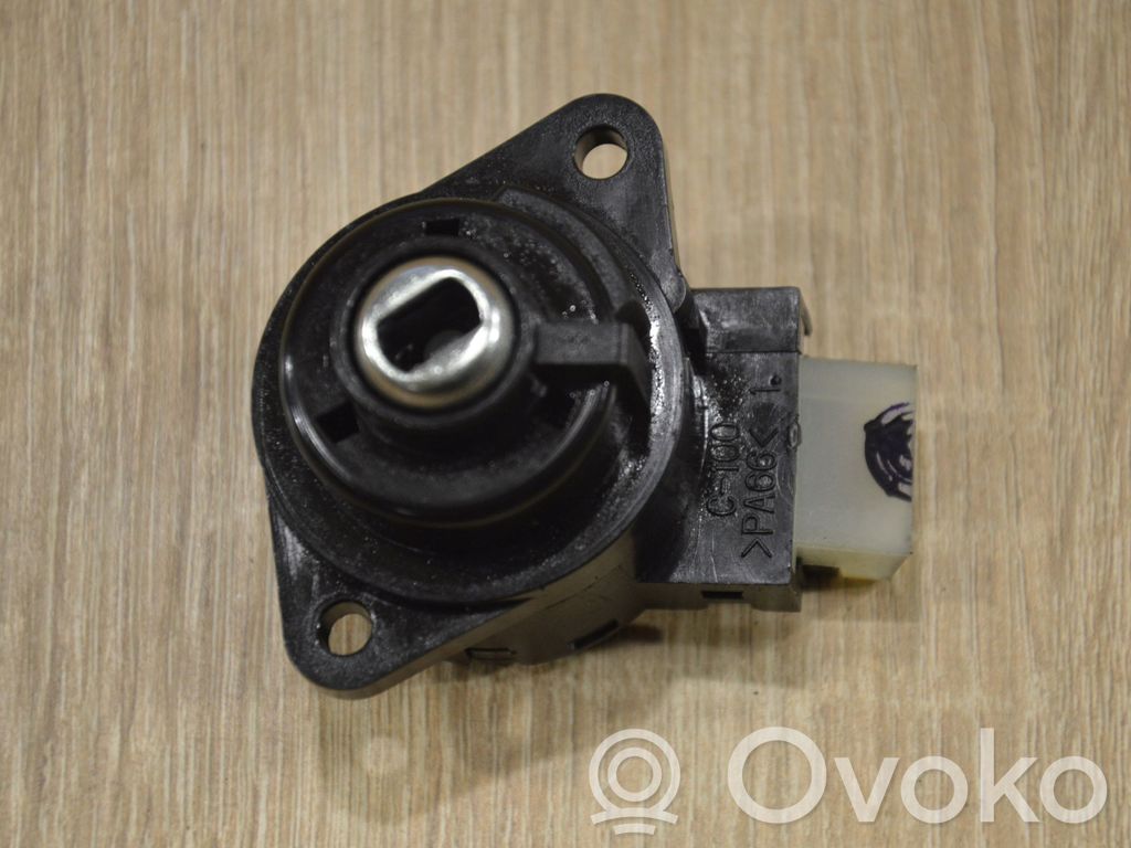 Opel Antara Užvedimo spynelė 