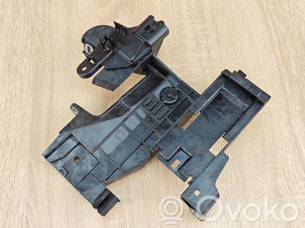 BMW X6 G06 Alte piese compartiment motor 