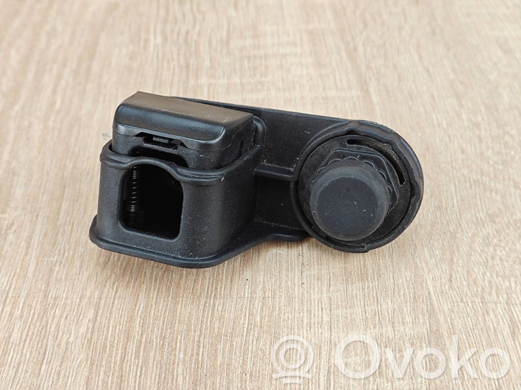 BMW 4 G22 G23 G24 G26 Muffler mount bracket/holder 