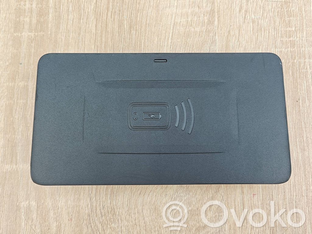 BMW 8 G16 Wireless charging module 