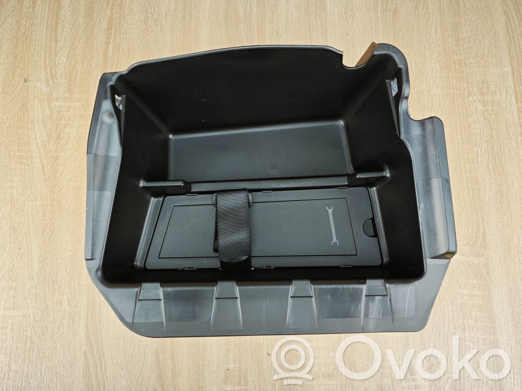 BMW 4 G22 G23 G24 G26 (B) statņa dekoratīvā apdare (augšdaļa) 