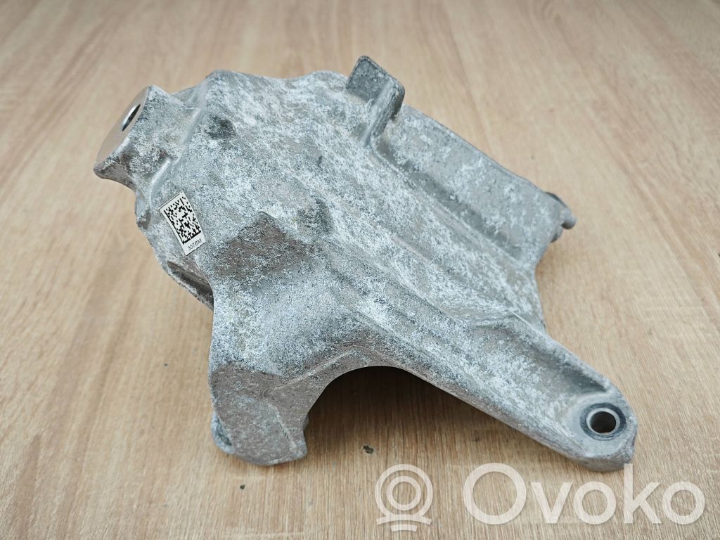 Engine mounting bracket   4M0199307BM