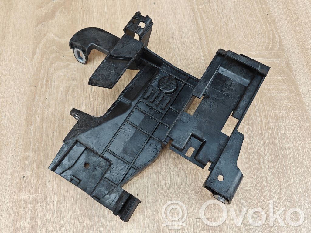 BMW X6 G06 Alte piese compartiment motor 