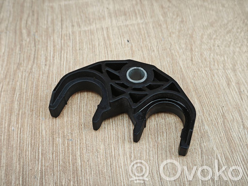 BMW X5 G05 Mocowanie / Wspornik rury intercoolera 