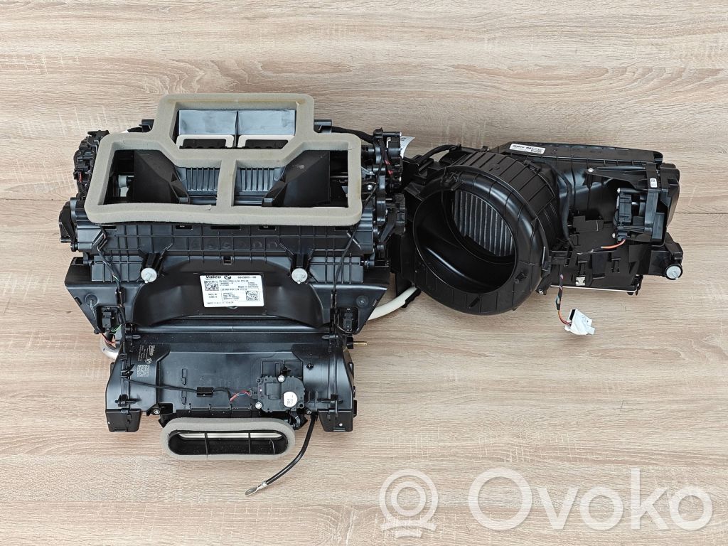 BMW 4 G22 G23 G24 G26 Scatola climatizzatore riscaldamento abitacolo assemblata 