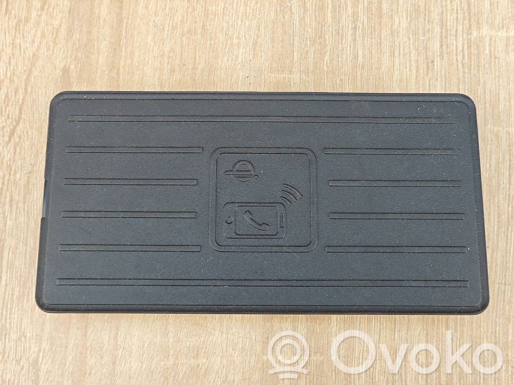 Audi Q3 F3 Wireless charging module 