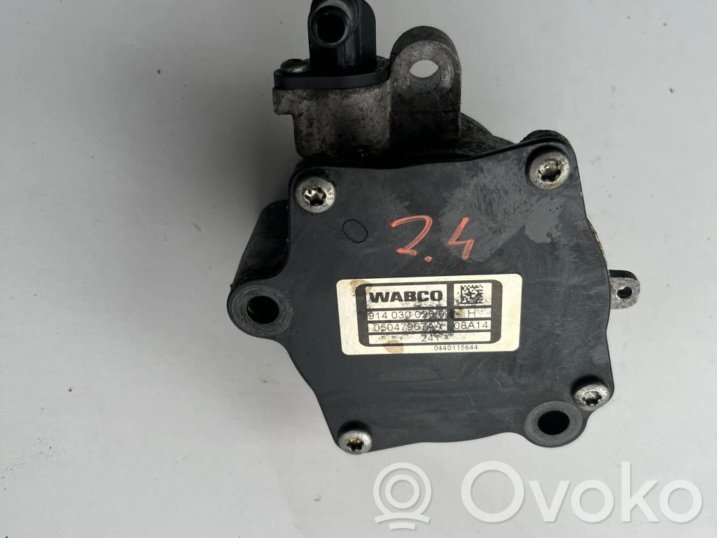 Alipainepumppu   05047967AA,0440115644,9140300260