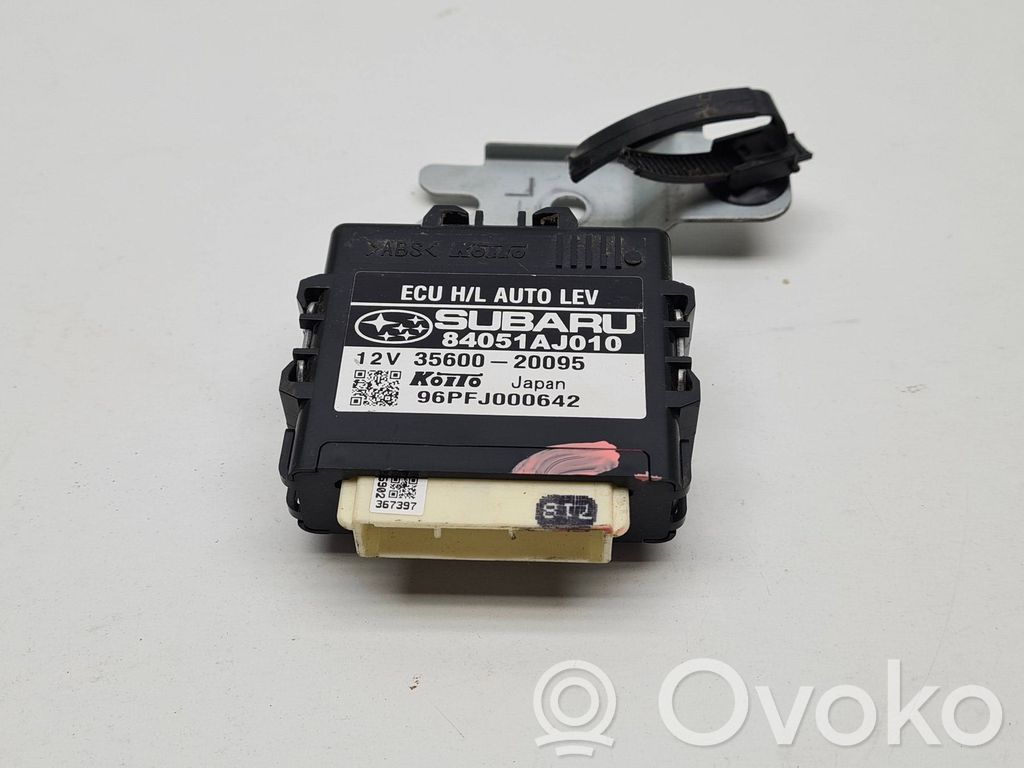 Subaru Legacy Light module LCM 