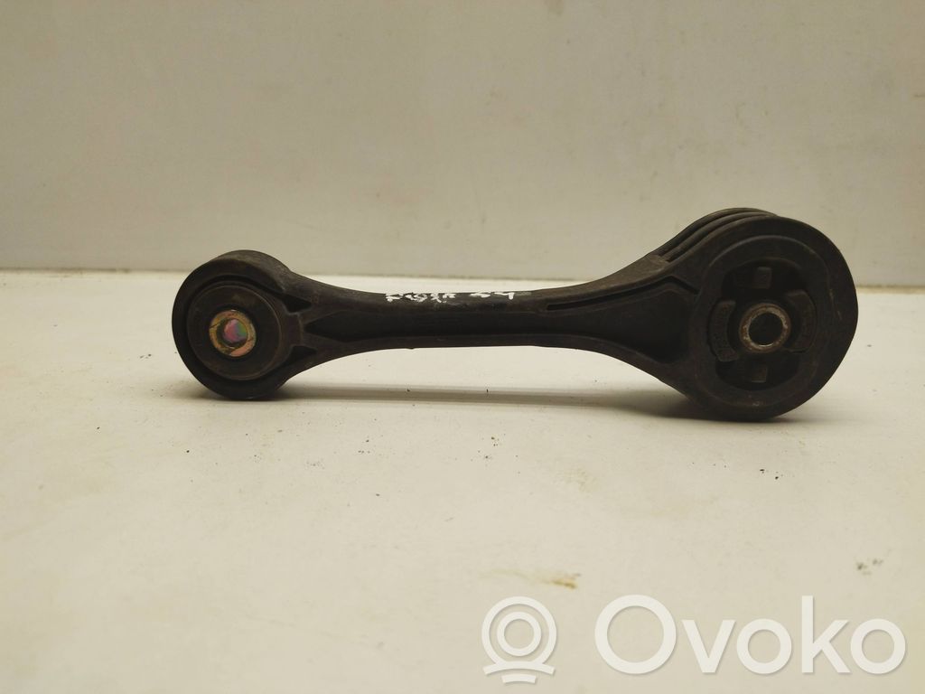 Subaru Impreza II Engine mount bracket 