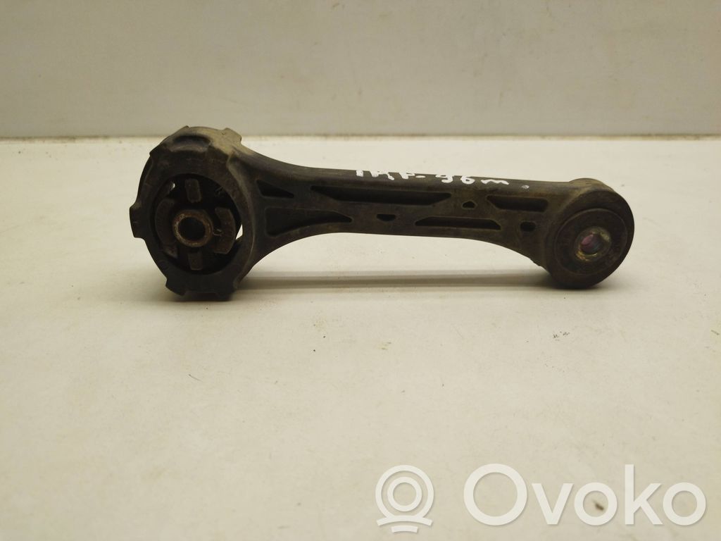 Subaru Impreza I Engine mount bracket 