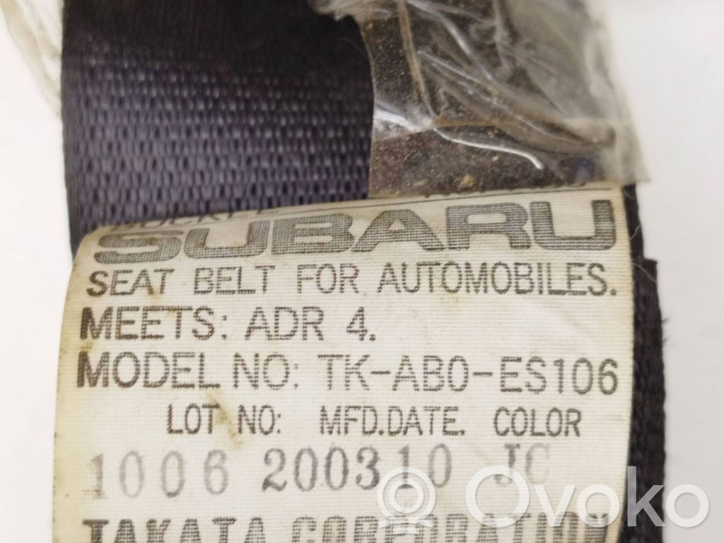 Subaru Legacy Cinturón trasero 