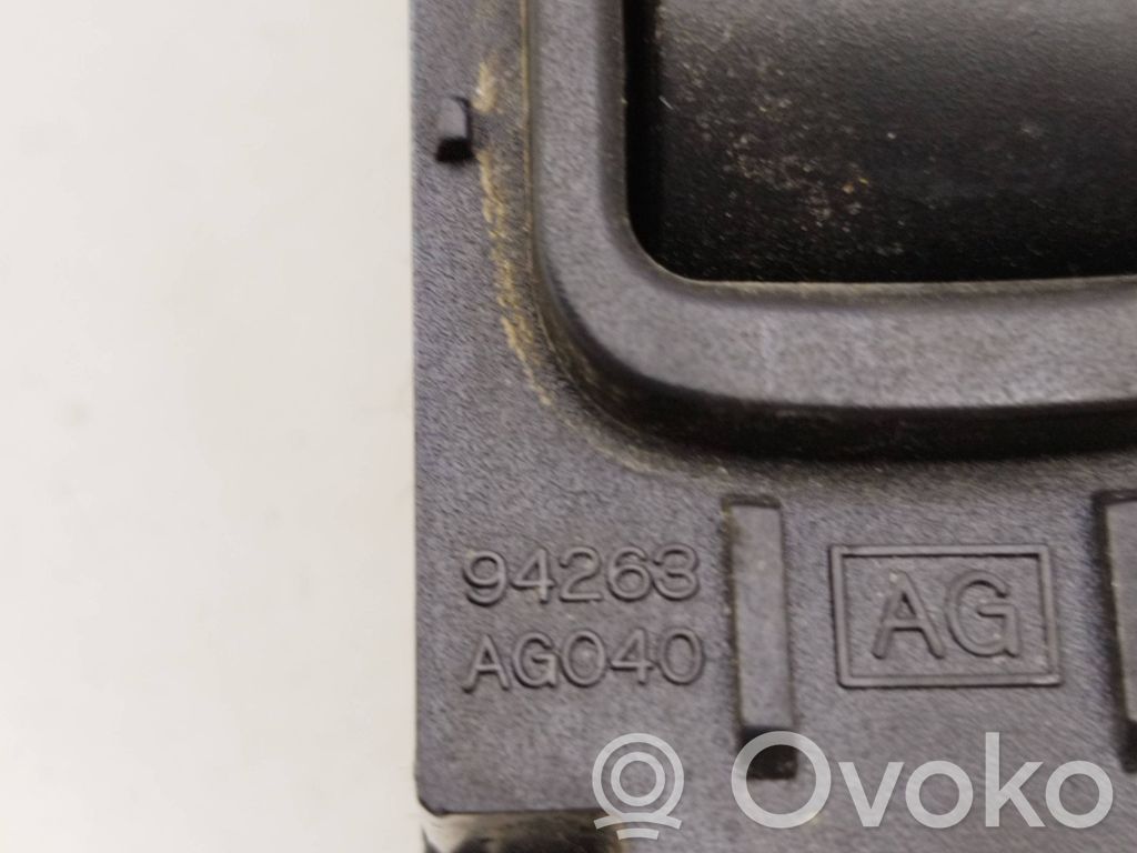 Subaru Legacy Electric window control switch 