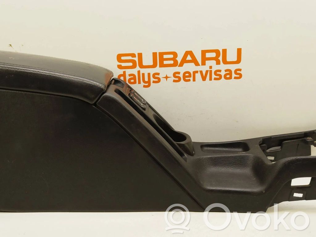 Subaru Outback Elkoņa balsts 