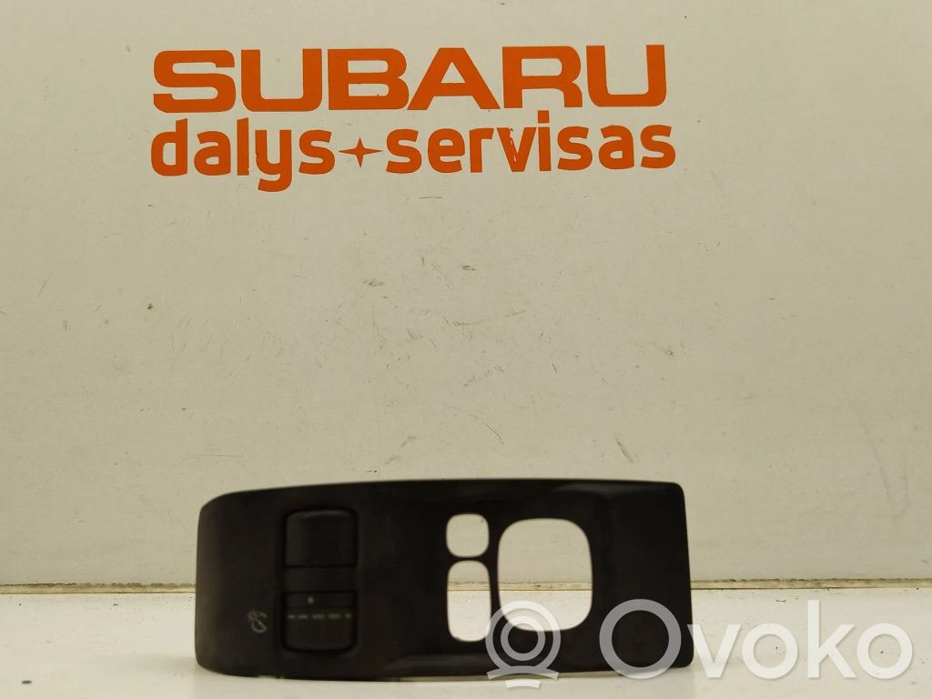 Subaru Forester SH Sivupeilin kytkin 