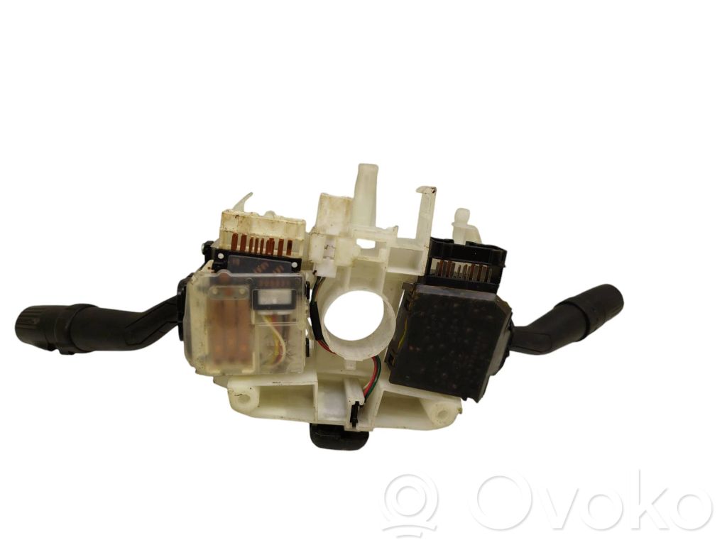 Subaru Forester SG Wiper turn signal indicator stalk/switch 