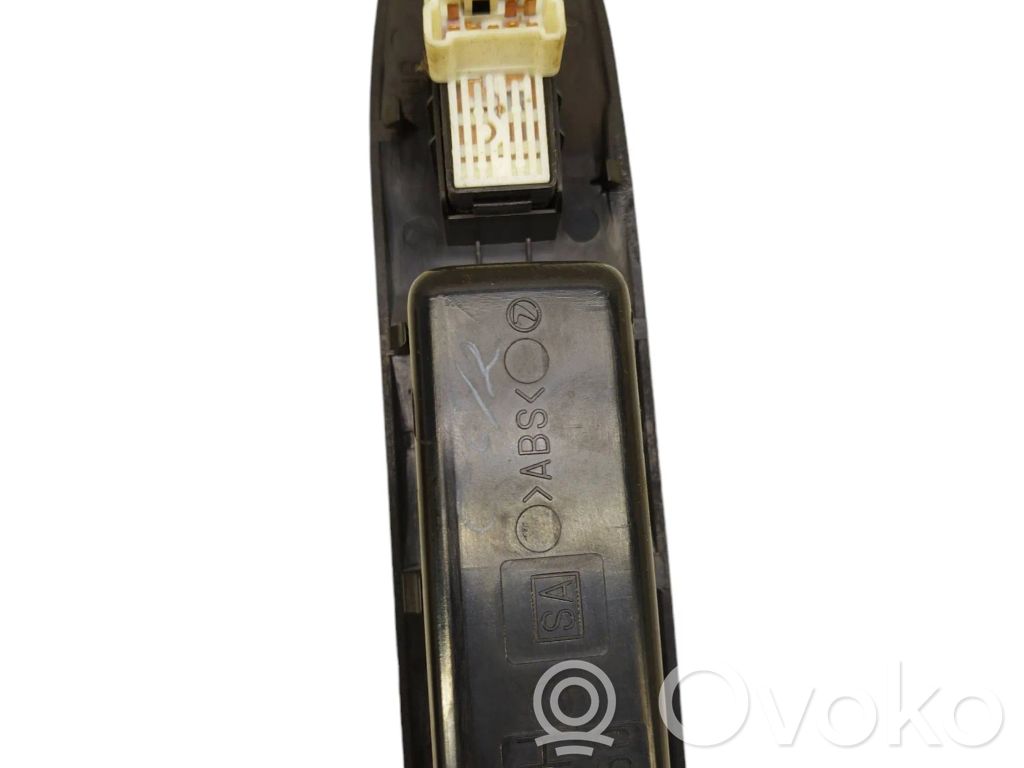 Electric window control switch   S050