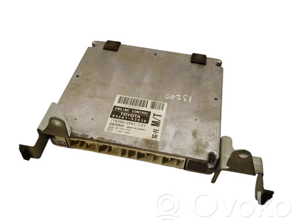 Lexus IS 200-300 Sterownik / Moduł ECU 