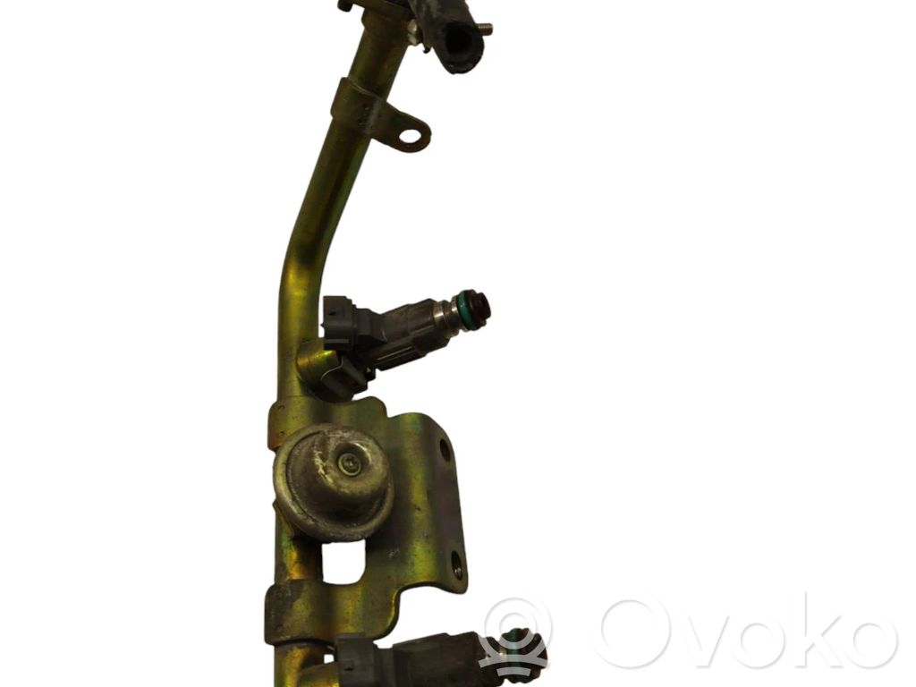 Subaru Legacy Injector combustibil 