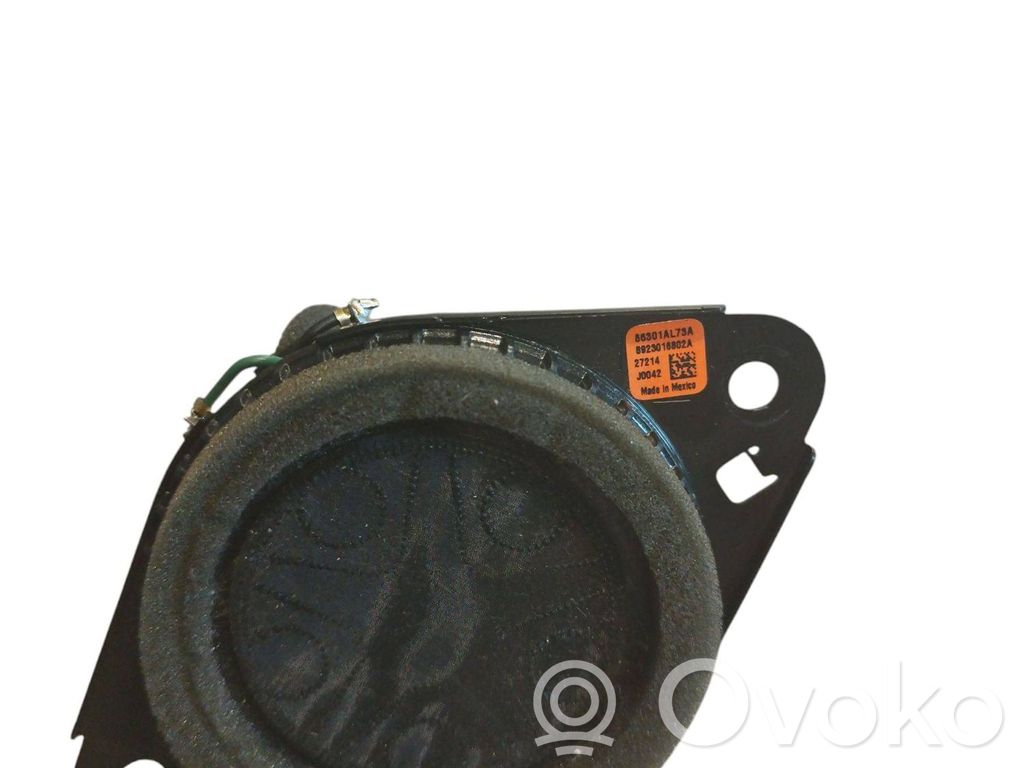 Subaru Outback (BS) Altavoz del panel 