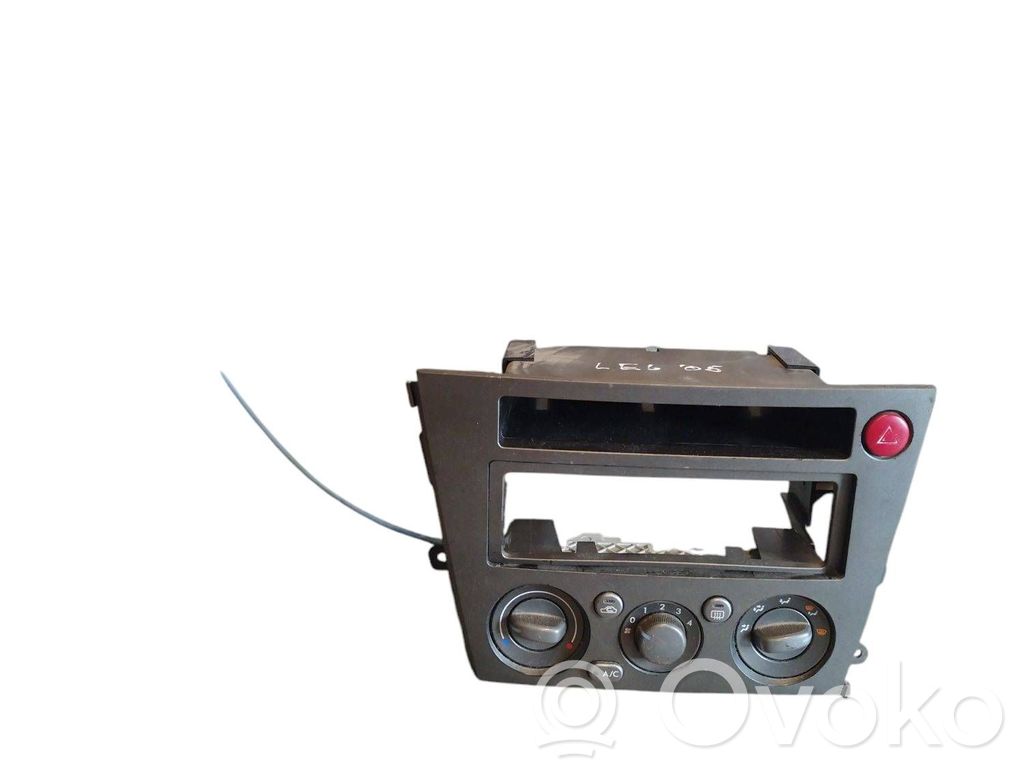 Climate control unit   72311AG04A