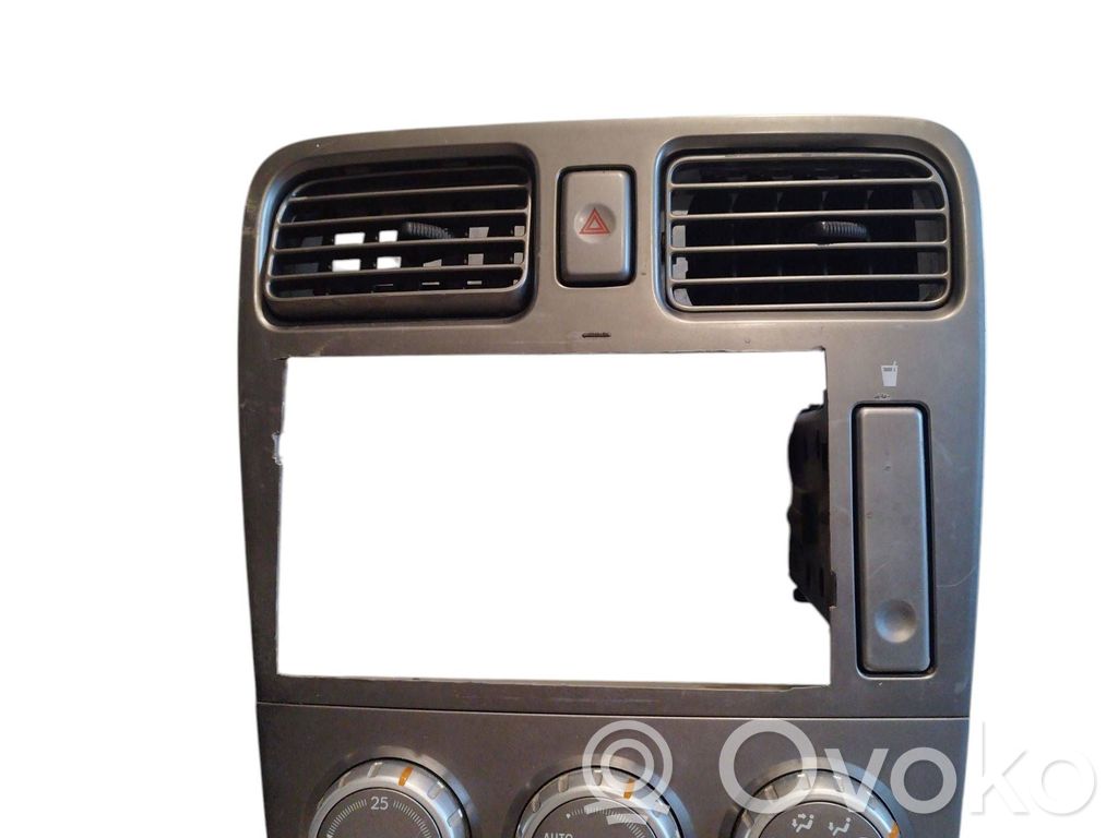 Subaru Forester SG Climate control unit 