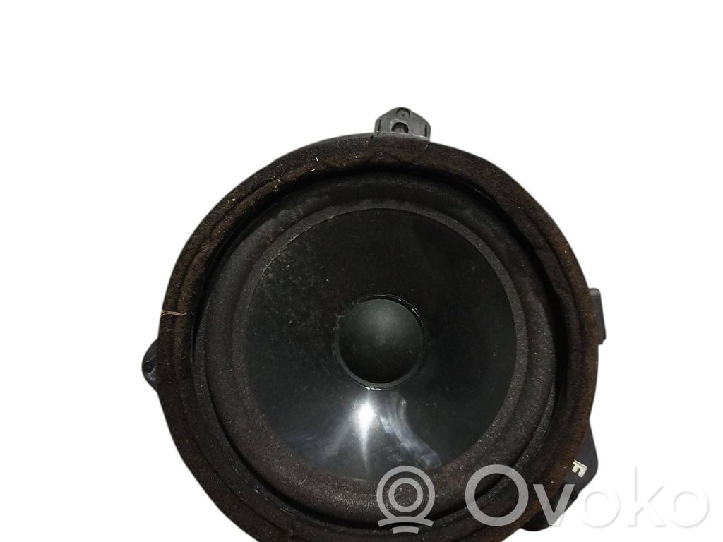 Subaru Outback Altavoz de la puerta delantera 