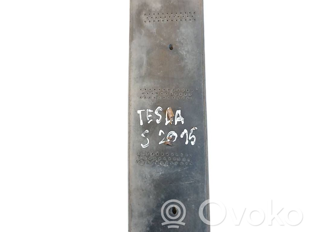 Tesla Model S Fog light bracket 