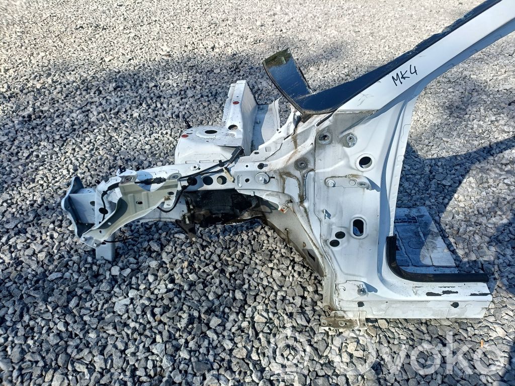 Panel lateral delantero
