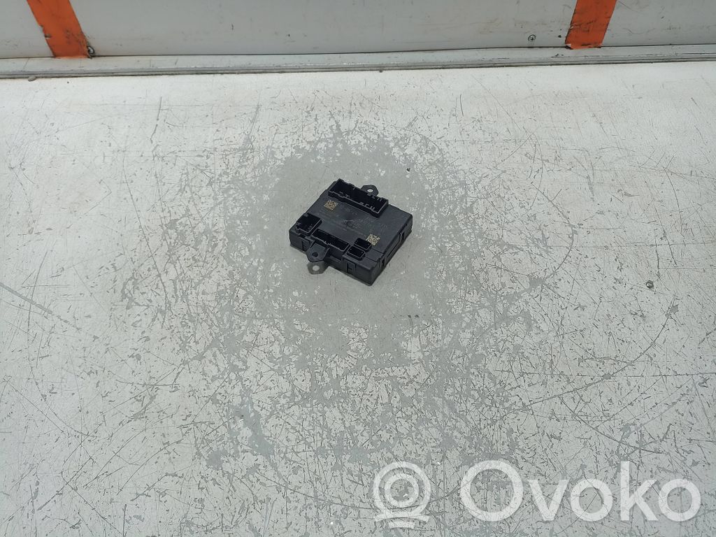 BMW X1 U11 Door control unit/module 