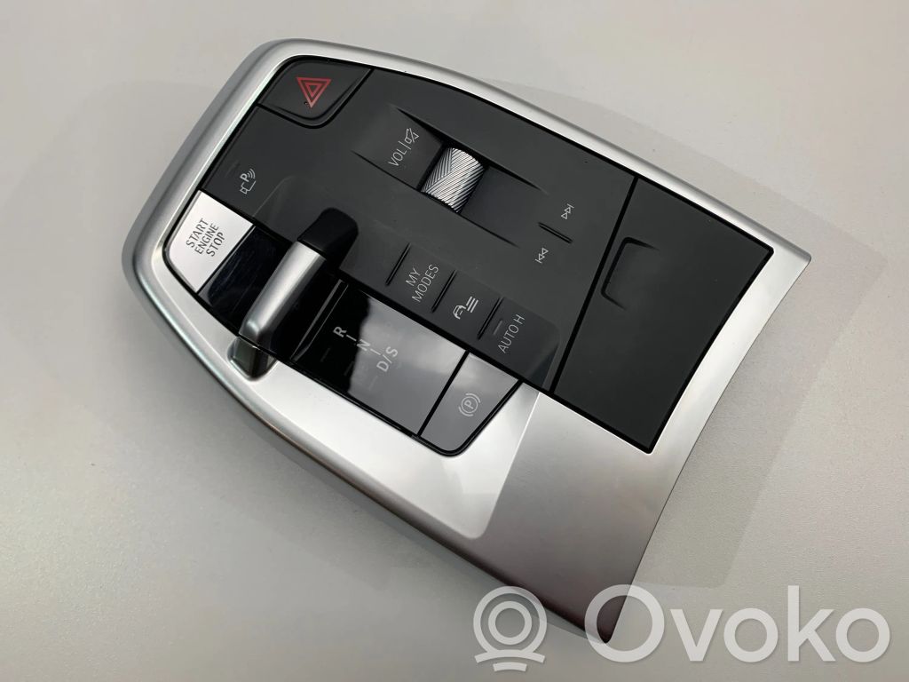 BMW 2 Active Tourer U06 Gear selector/shifter in gearbox 