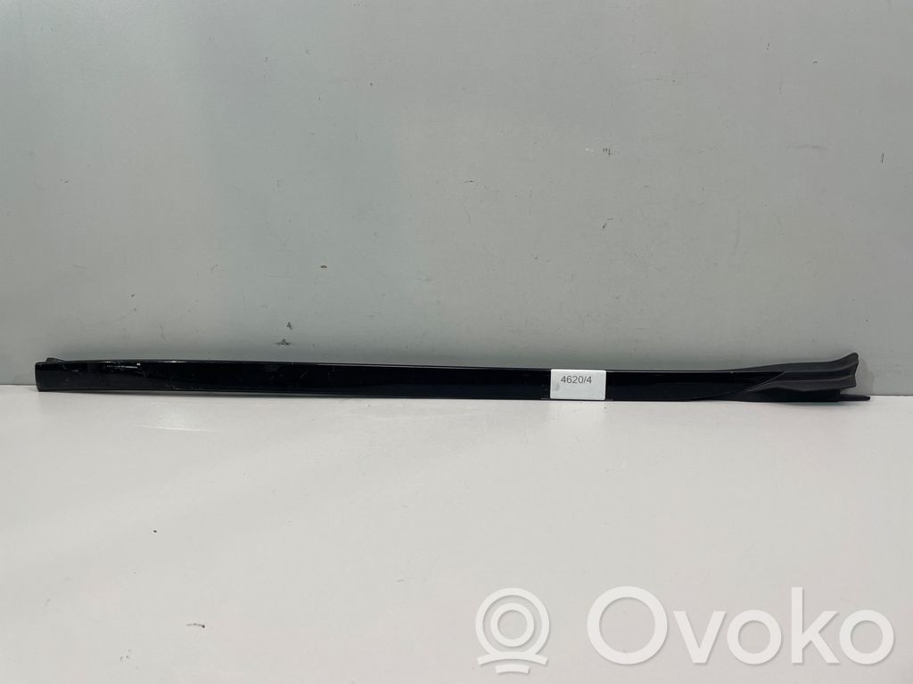 BMW X5 G05 Windshield trim 