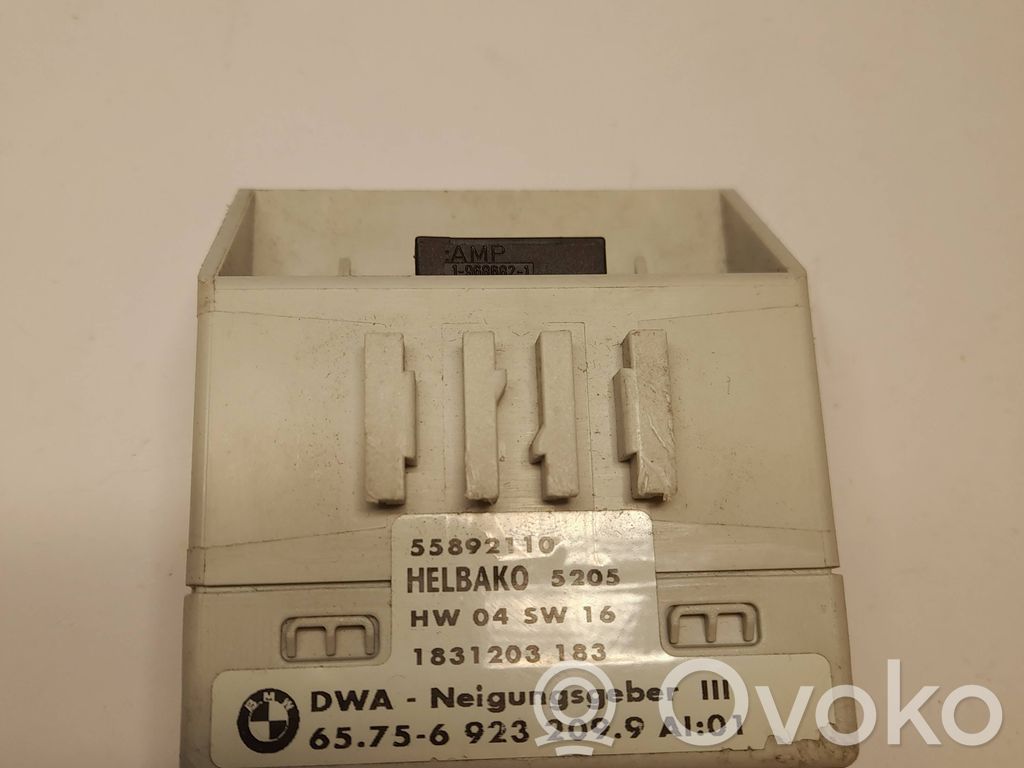 Uchwyt / Mocowanie pompy paliwa   1831203183,55882110,6923209