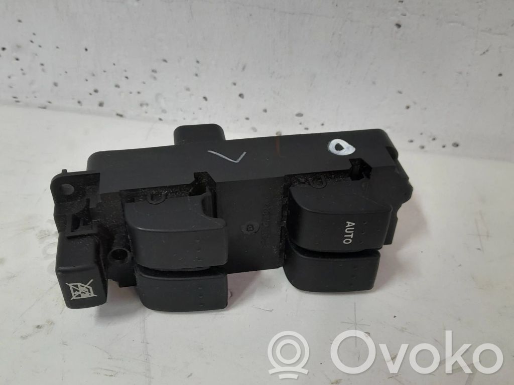 Electric window control switch   BN8F66350A,03123401