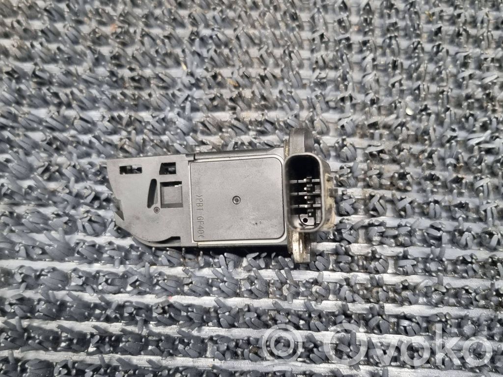 Ford Kuga I Mass air flow meter 