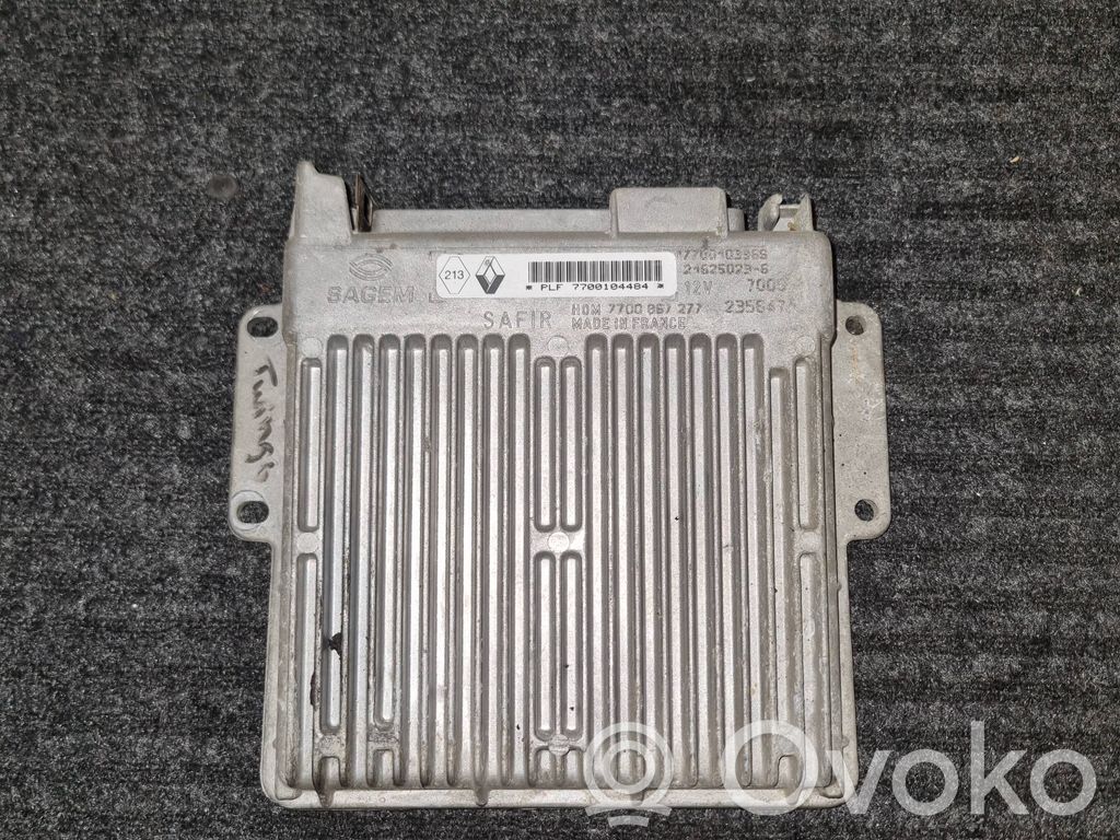 Renault Twingo I Engine control unit/module 