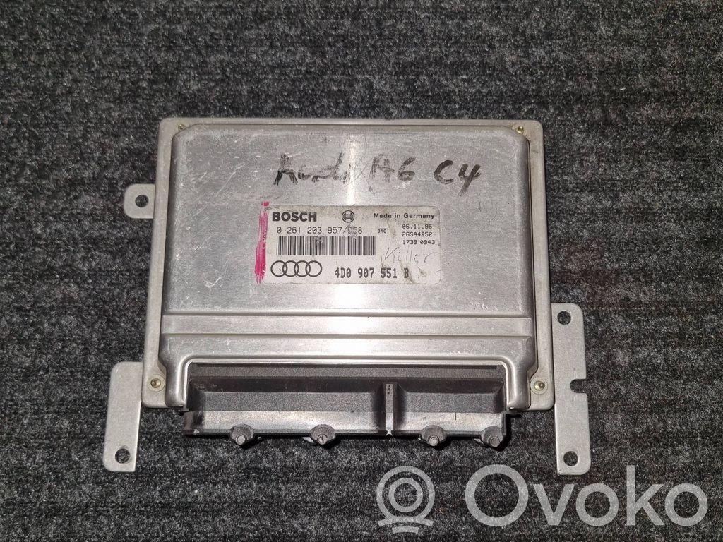 Engine control unit/module   0261203957,4D0907551B,26SA4252