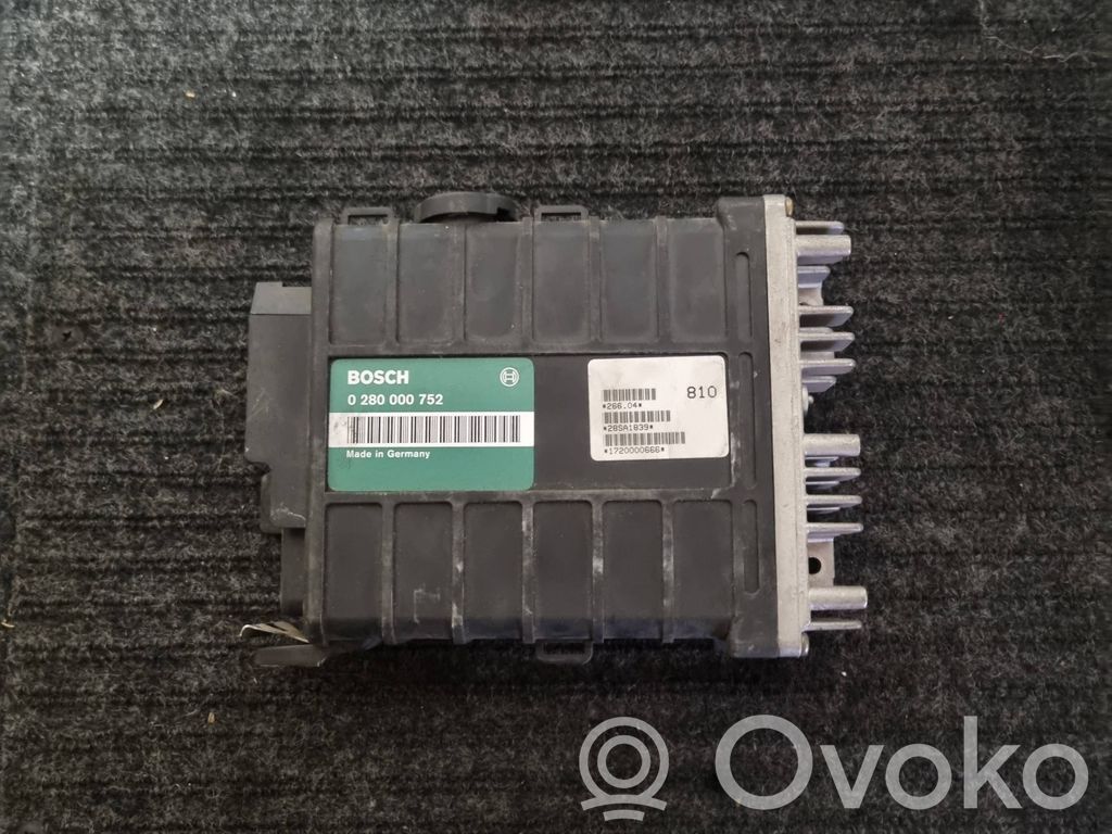 Volkswagen Golf IV Engine control unit/module 