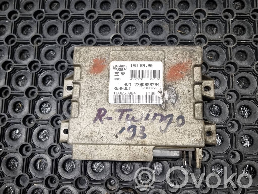 Renault Twingo I Variklio valdymo blokas 