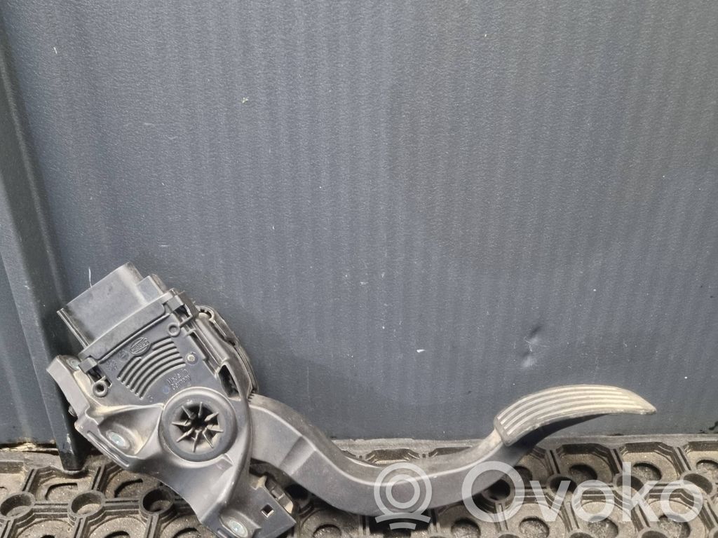 Ford S-MAX Akceleratoriaus pedalas 