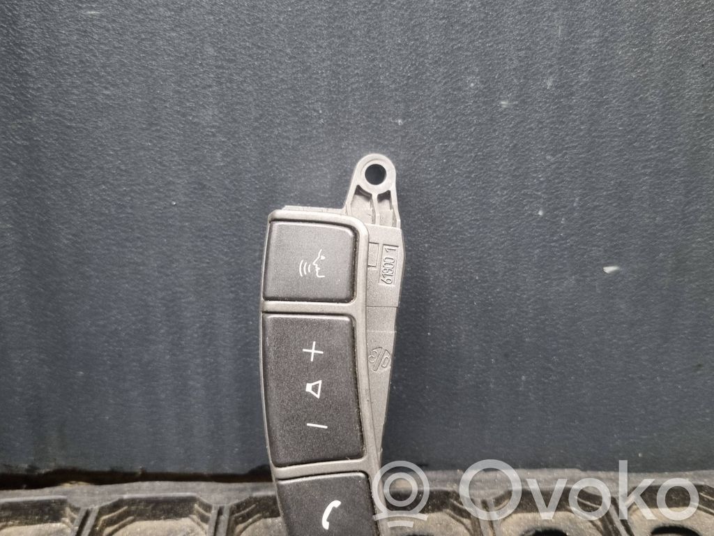 BMW 7 E65 E66 Butoane/comutatoare pe volan 