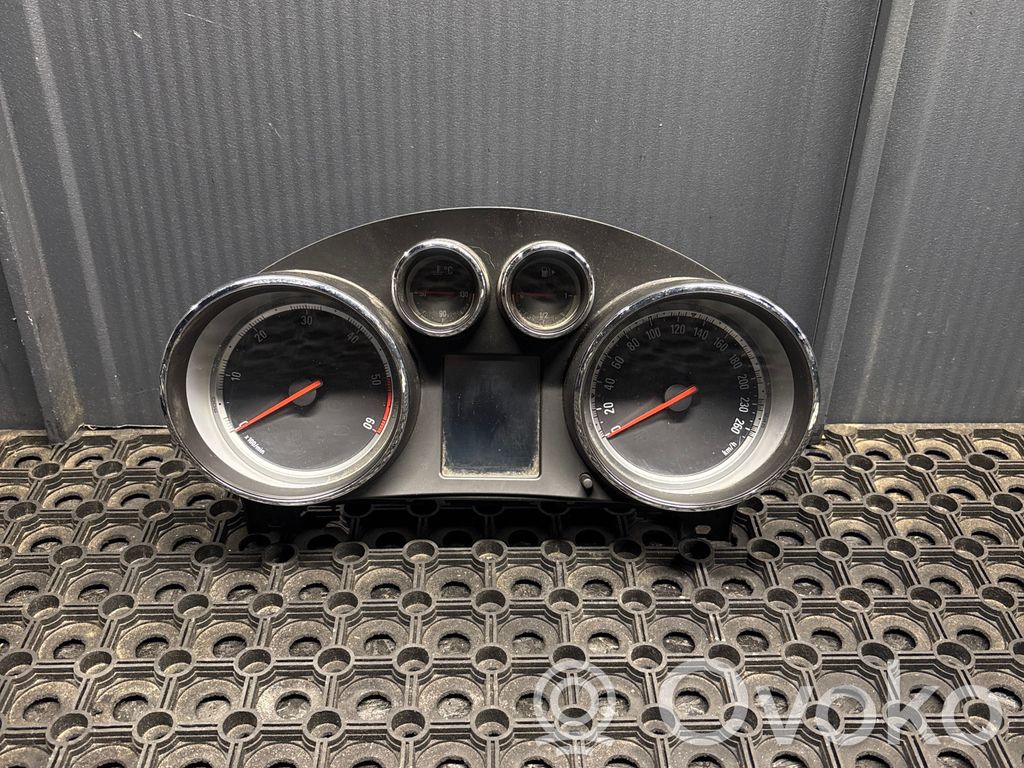 Opel Insignia A Speedometer (instrument cluster) 