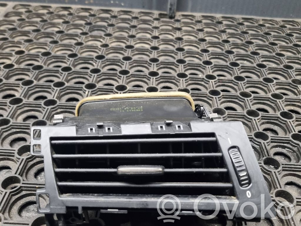 BMW 5 E60 E61 Šoninės oro grotelės 